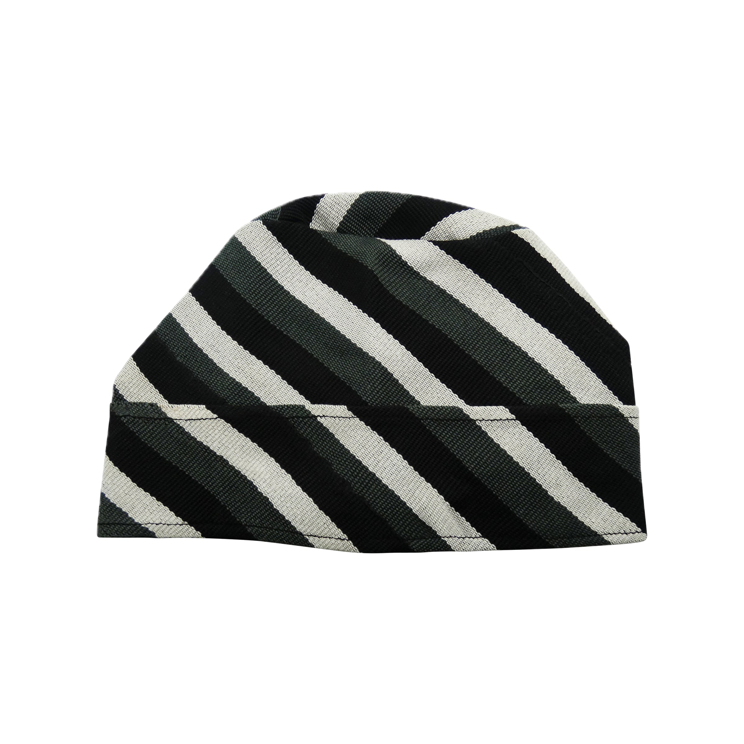 Black & Grey Yoruba Fila – Folded Base