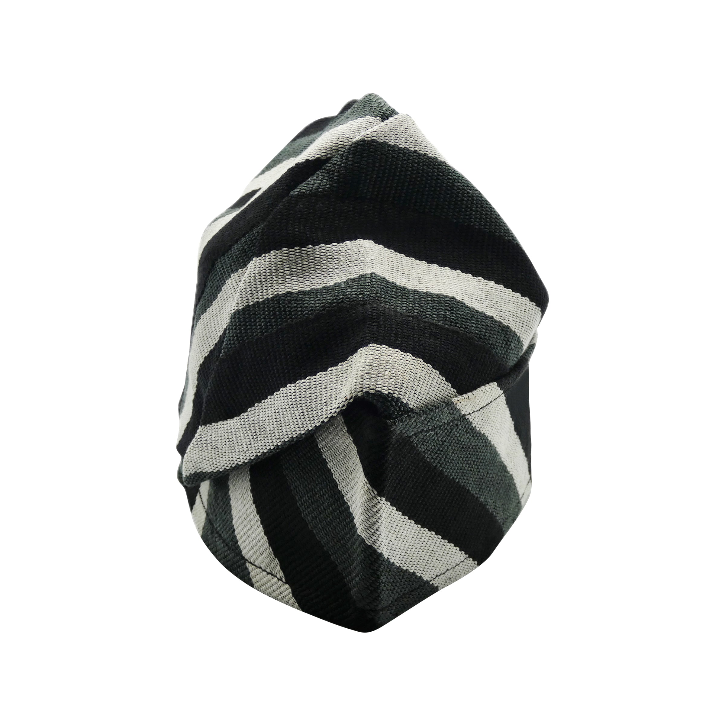 Black & Grey Yoruba Fila – Folded Base